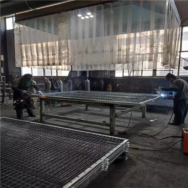 框架金屬圍欄網圖片1